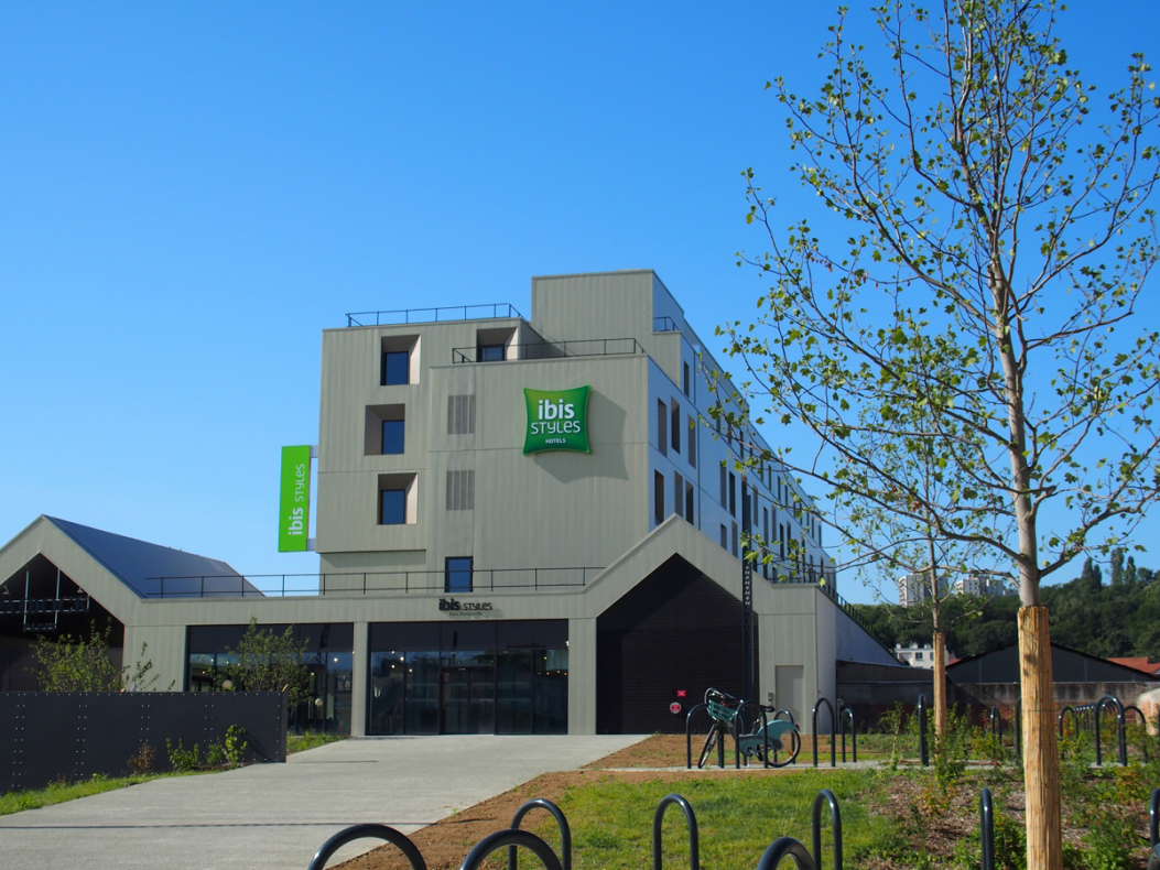 Extérieur de l'hôtel ibis Styles Paris Romainville, hôtel 3 étoiles du parc hôtelier Suitcase Hospitality